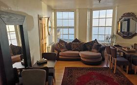 Whole Flat Next To Dover Port With Parking