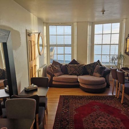 Whole Flat Next To Dover Port With Parking Exterior foto