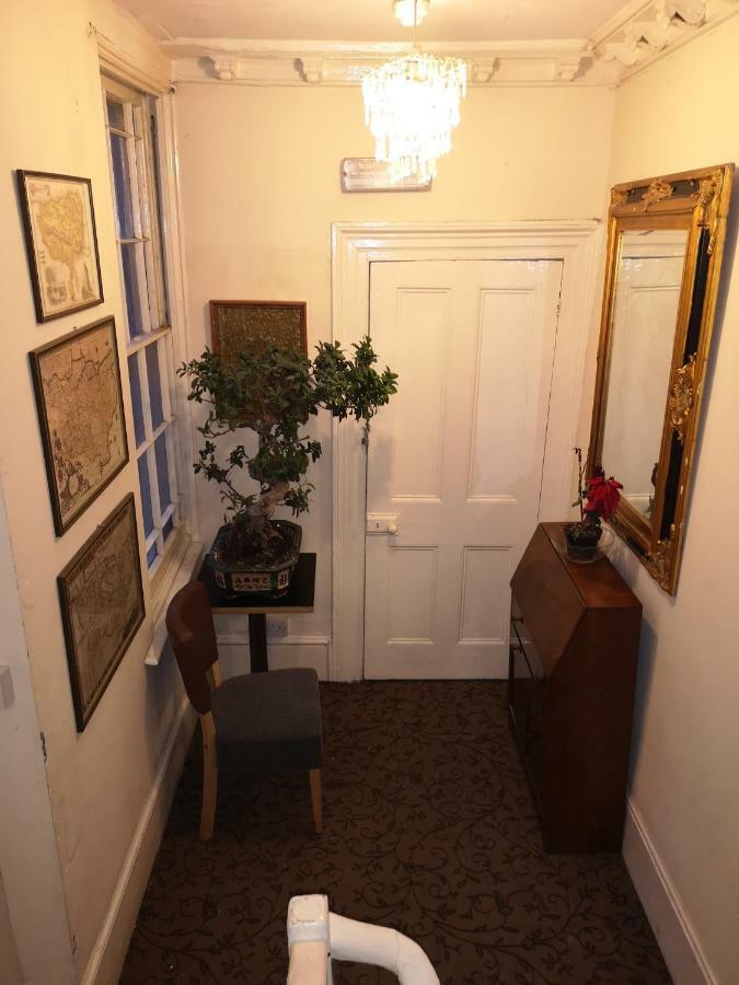 Whole Flat Next To Dover Port With Parking Exterior foto